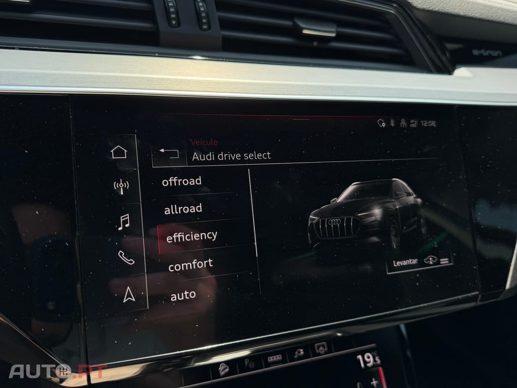 Audi E-Tron 55 quattro S line