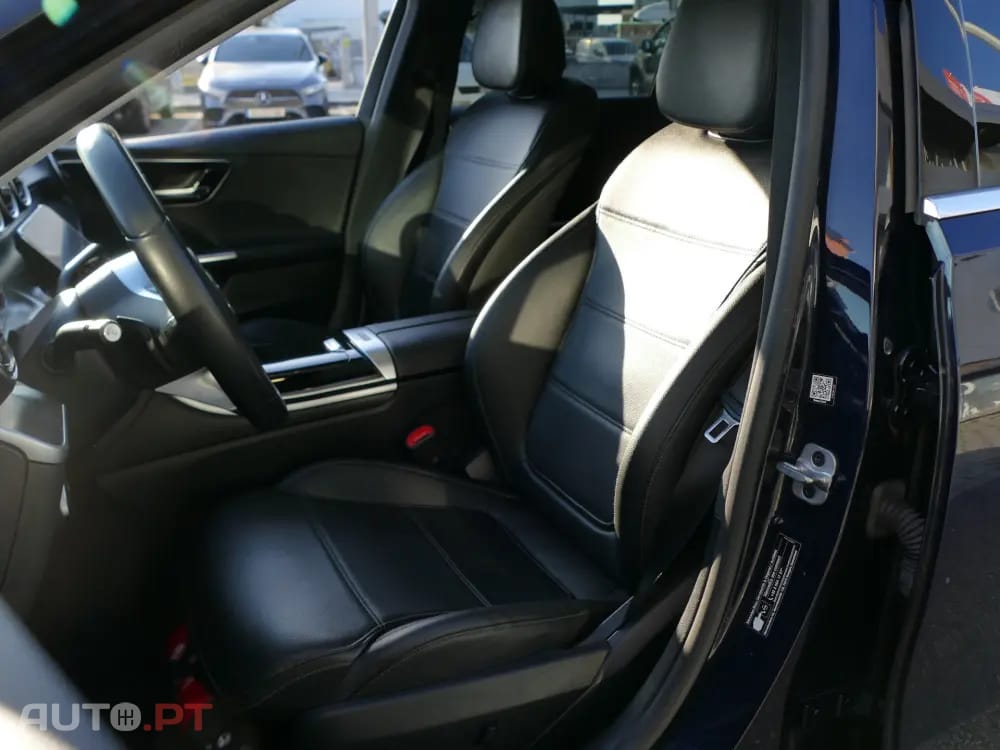 Mercedes-Benz C 300 e Avantgarde