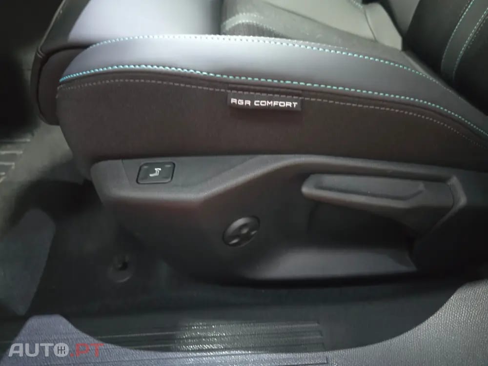 Peugeot 308 1.5 BlueHDi Allure EAT8
