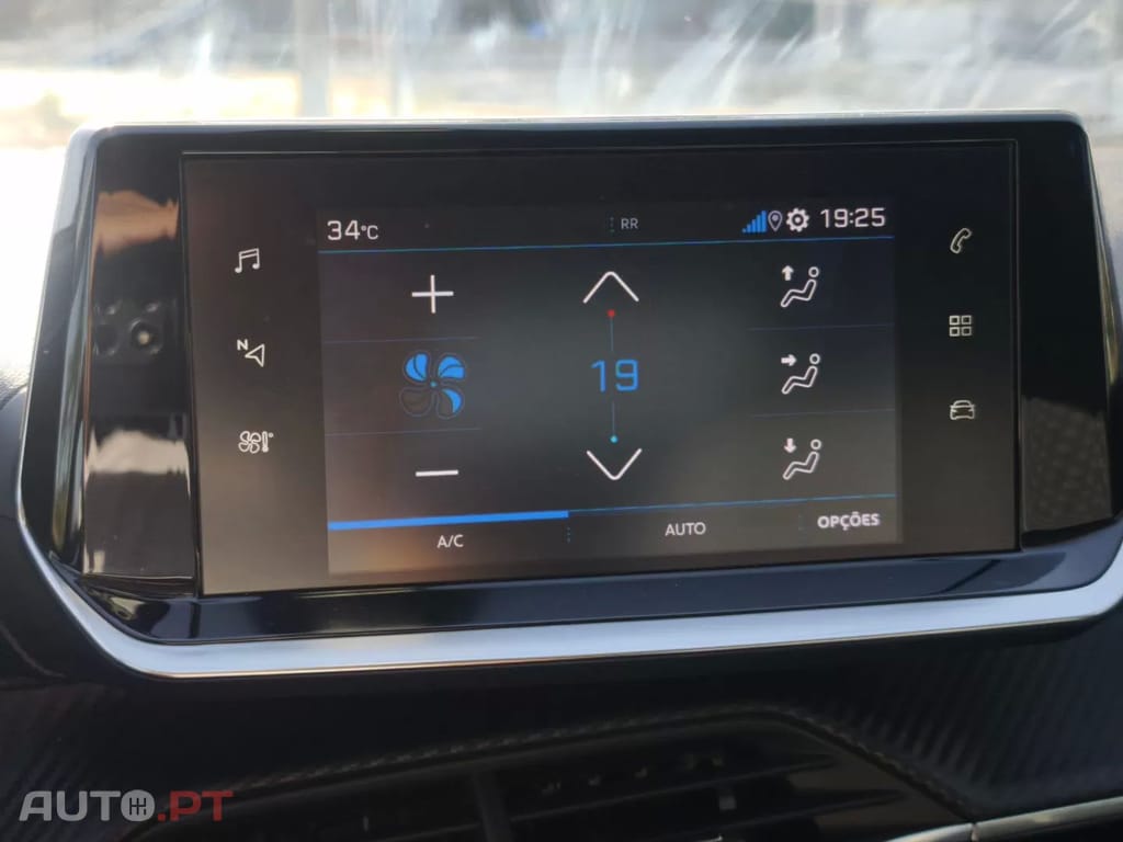 Peugeot 2008 PureTech 130 EAT8 Allure