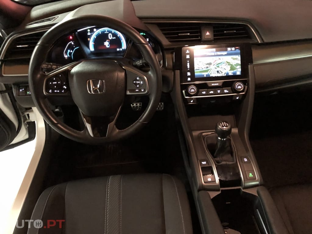Honda Civic 1.0 i-VTEC Executive Premium