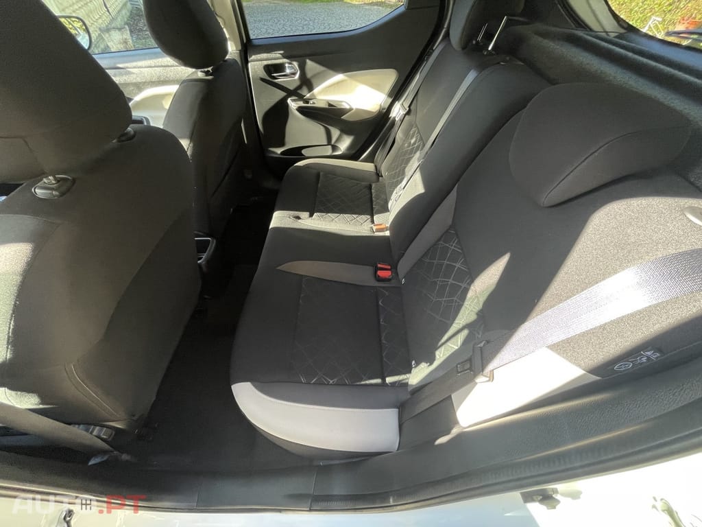 Nissan Micra 1.0 DIG-T N-Connecta
