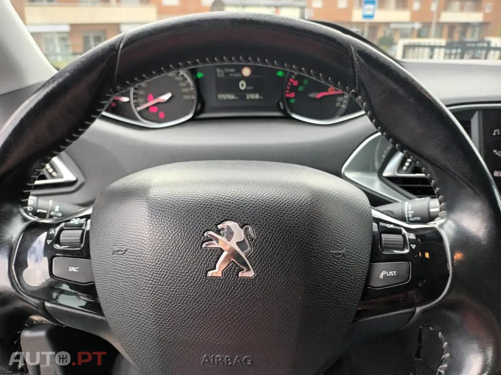 Peugeot 308 1.6 BlueHDi Style