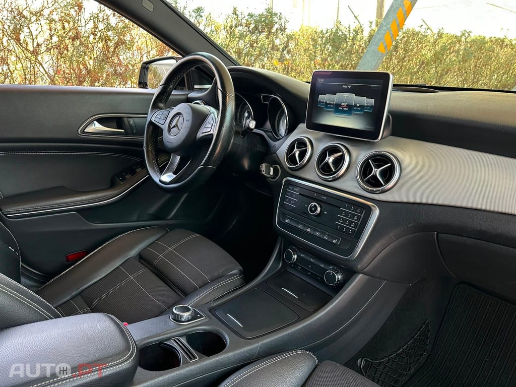 Mercedes-Benz CLA 220 (CDI) d 7G-DCT AMG Line