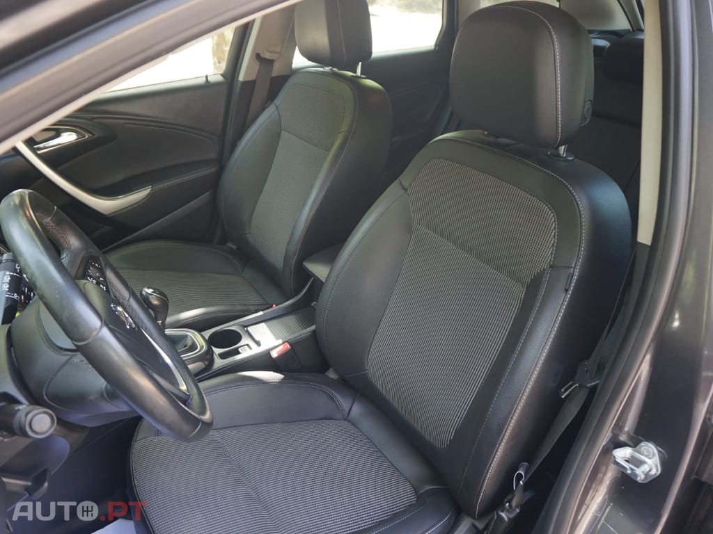 Opel Astra Sports Tourer Cosmo 1.7 CDTI