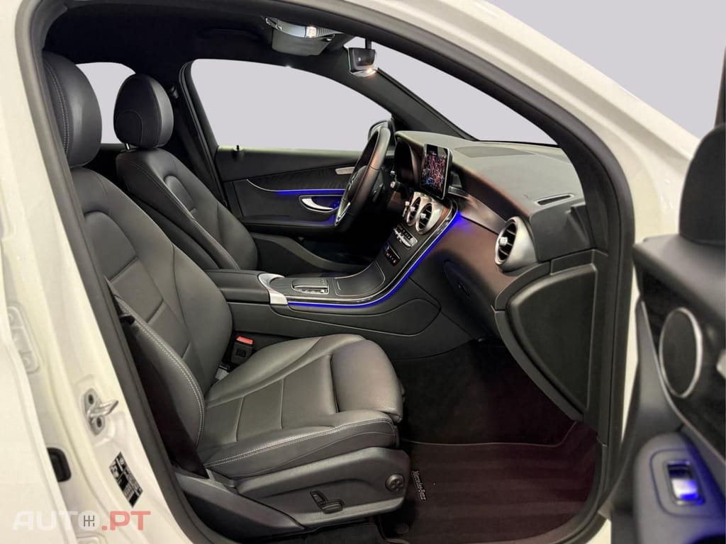 Mercedes-Benz GLC 300 de 4M I.V.A DEDUTÍVEL 