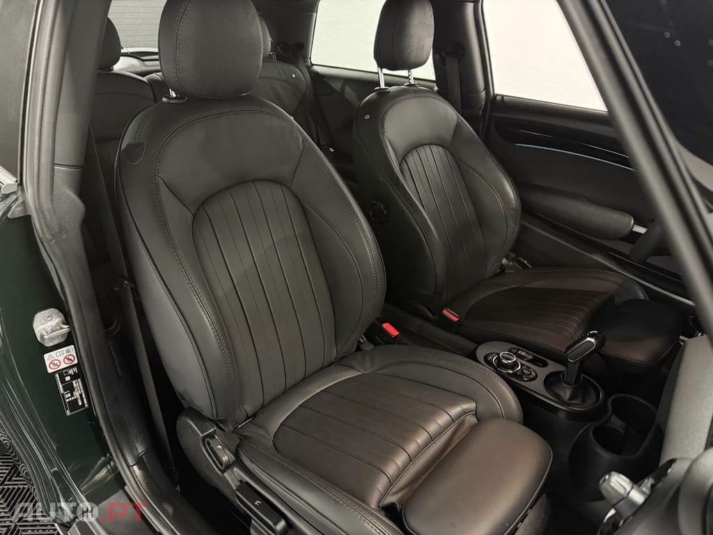 MINI Cooper Cooper SE Resolute Edition