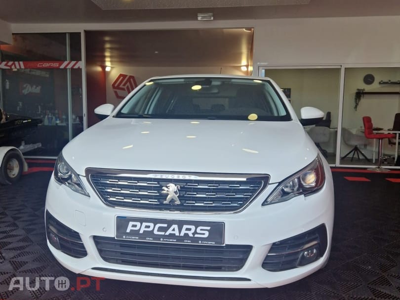 Peugeot 308 e-THP Allure