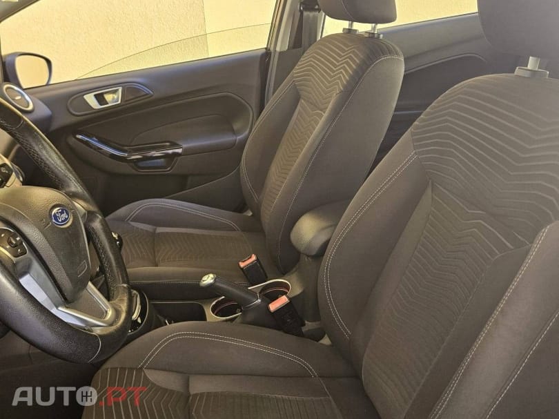 Ford Fiesta 1.5 TDCi TITANIUM