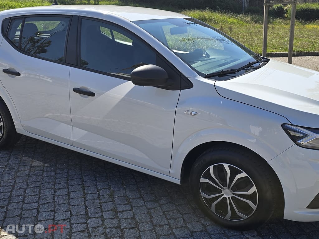Dacia Sandero 1.0 SCe Essential