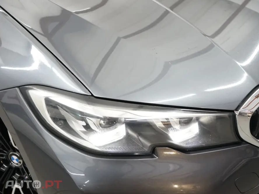 BMW 330 e Aut. Sport Line