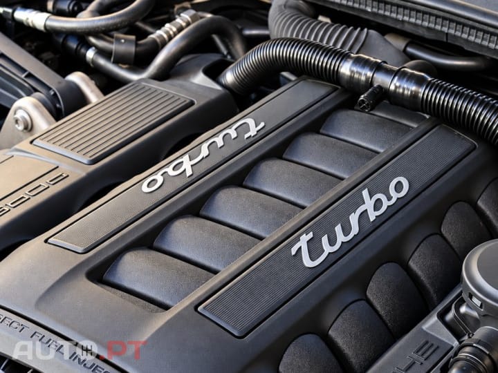 Porsche Panamera Turbo PDK