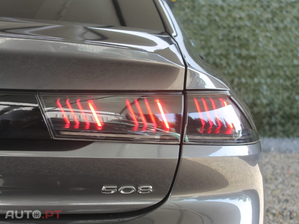 Peugeot 508 1.6 Hybrid Allure Pack e-EAT8