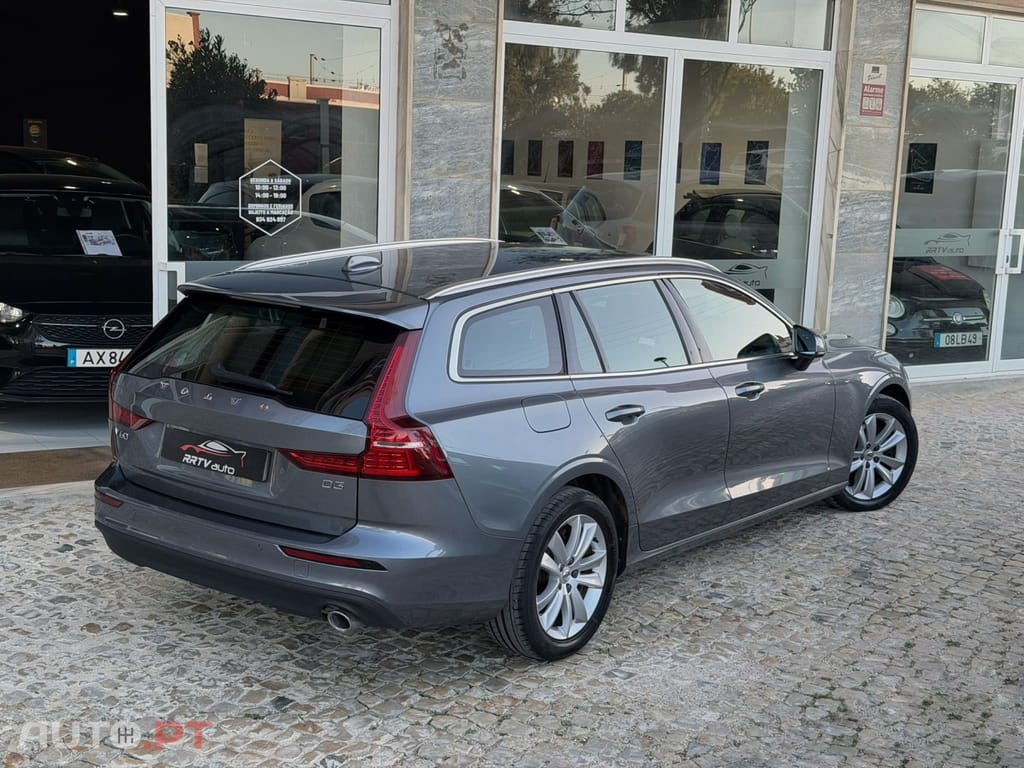 Volvo V60 2.0 D3 Momentum