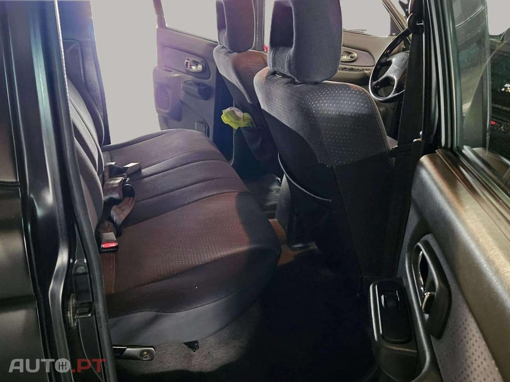 Mitsubishi L200 2.5 TD CD Strakar ABS+AC