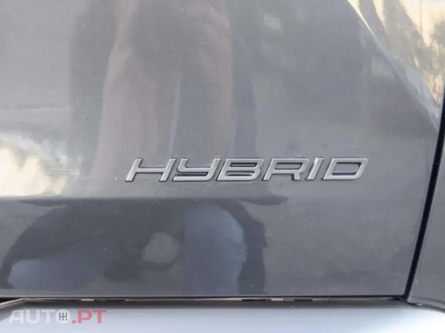Peugeot 3008 1.2 Hybrid Allure e-DCS6