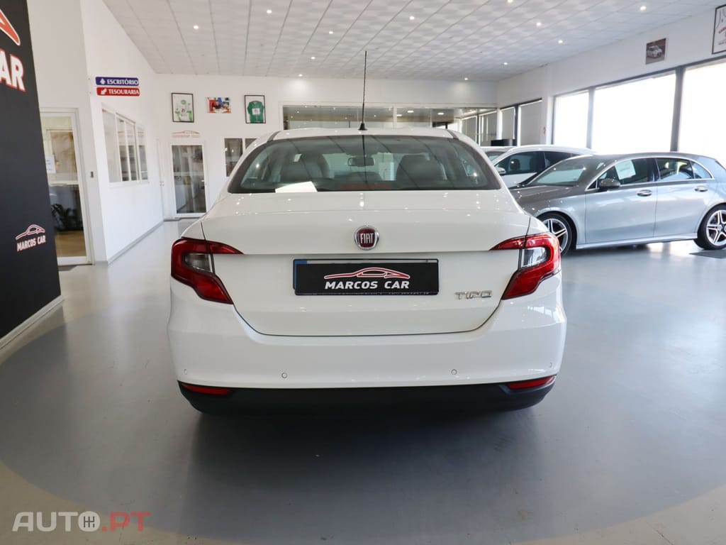 Fiat Tipo 1.3 M-Jet Easy