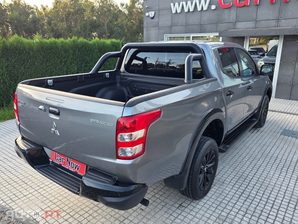 Mitsubishi L200 Strakar 2.4 DI-D Sport Edition