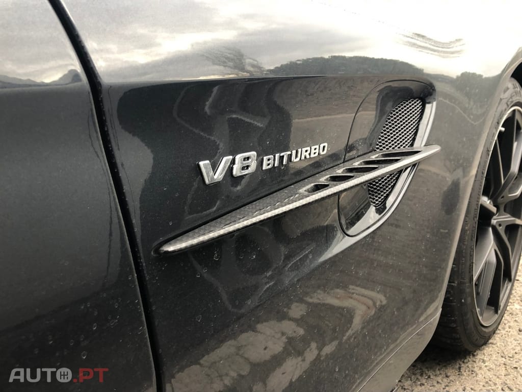 Mercedes-Benz AMG GT R
