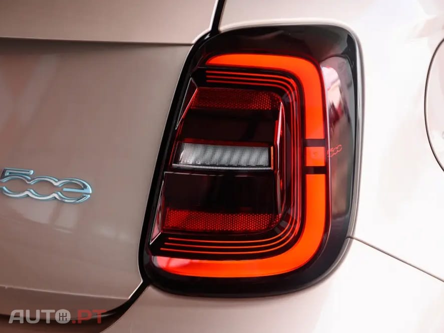 Fiat 500e 42 kWh