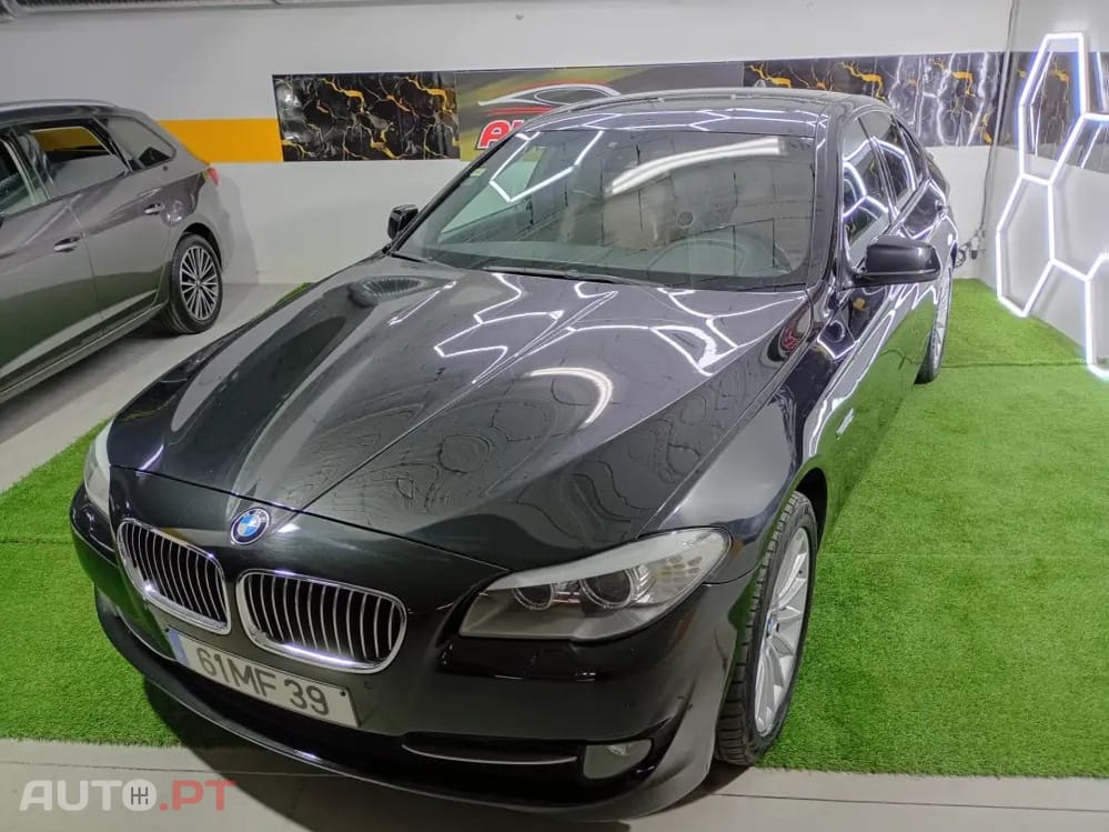 BMW 525 Line Luxury automatico