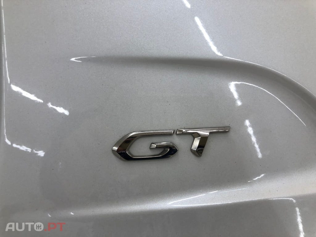 Peugeot 208 1.2 PureTech GT Line EAT8