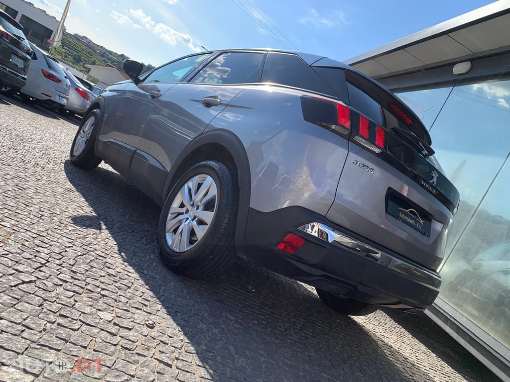 Peugeot 3008 1.5 BlueHDi Active