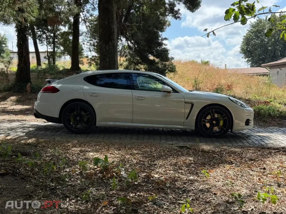 Porsche Panamera S E-Hybrid