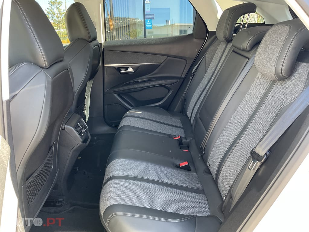 Peugeot 3008 1.5 BlueHDi Allure Pack EAT8