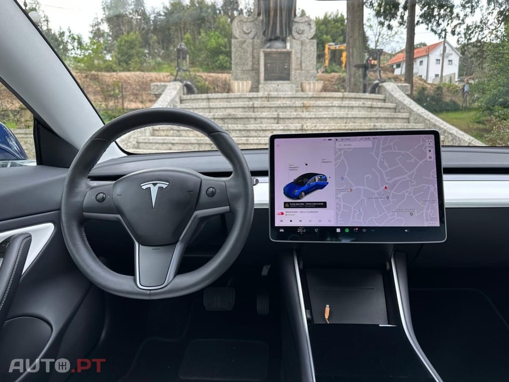 Tesla Model 3 Long-Range Dual Motor AWD