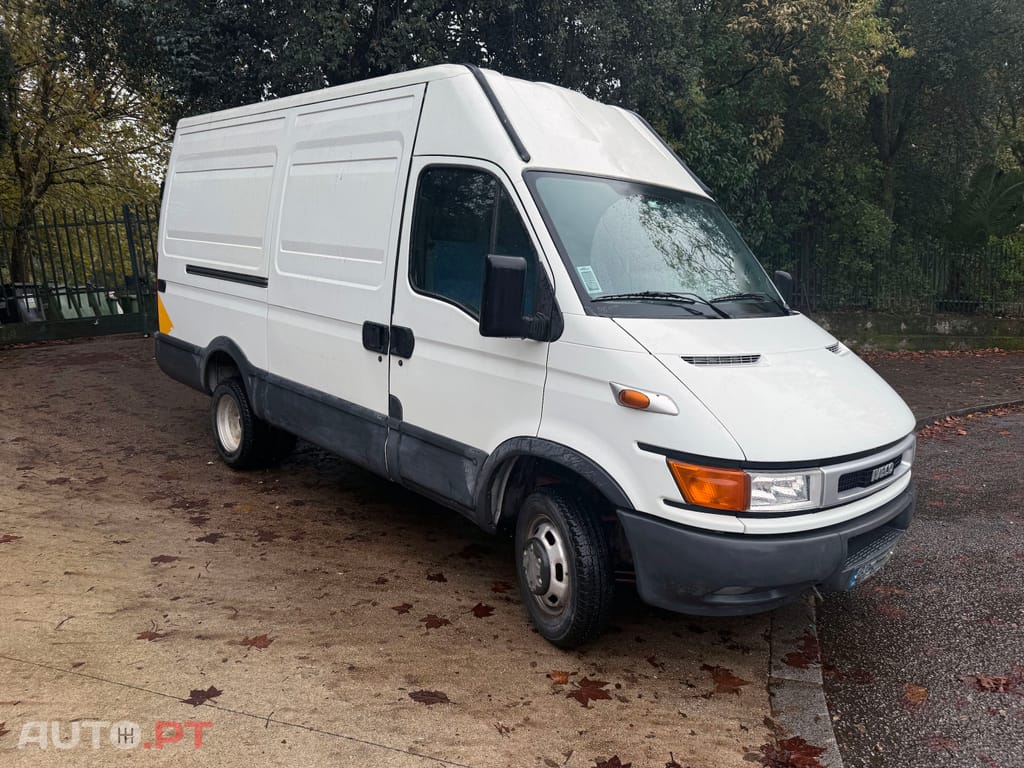 Iveco Daily 35C13 2.8 126CV 2002 175MILKM REAIS