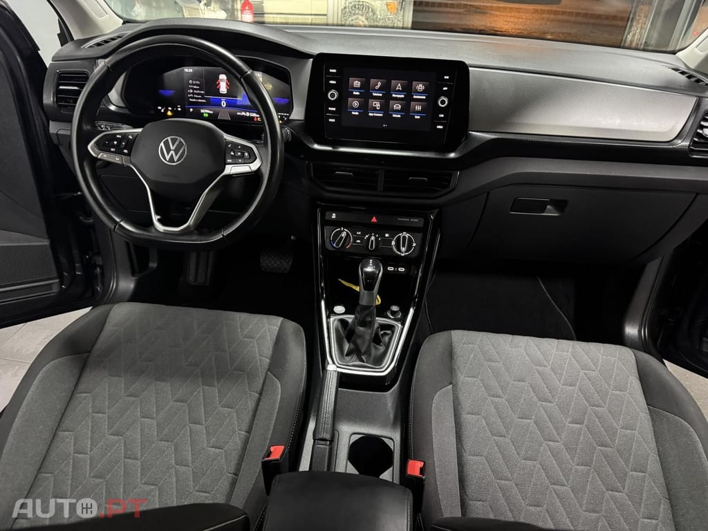 Volkswagen T-Cross 1.0 TSI Urban DSG