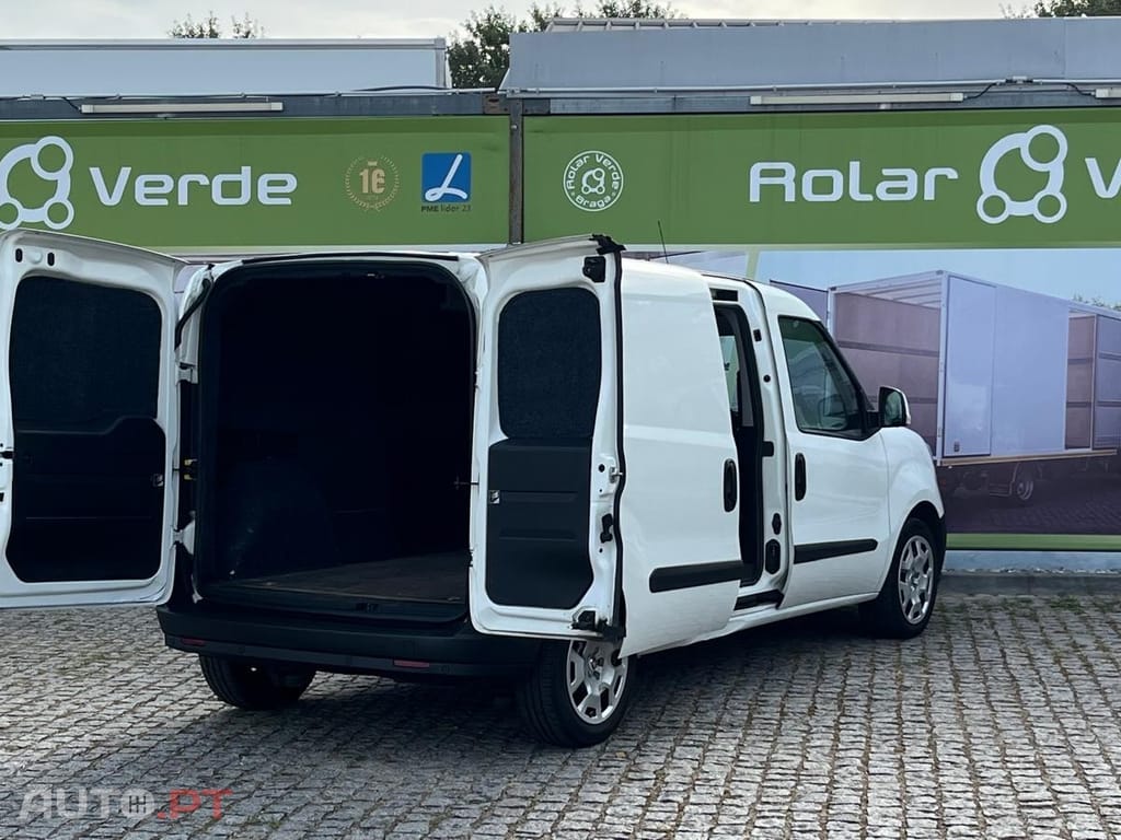 Fiat Doblo 1.6  120 CV  L 2