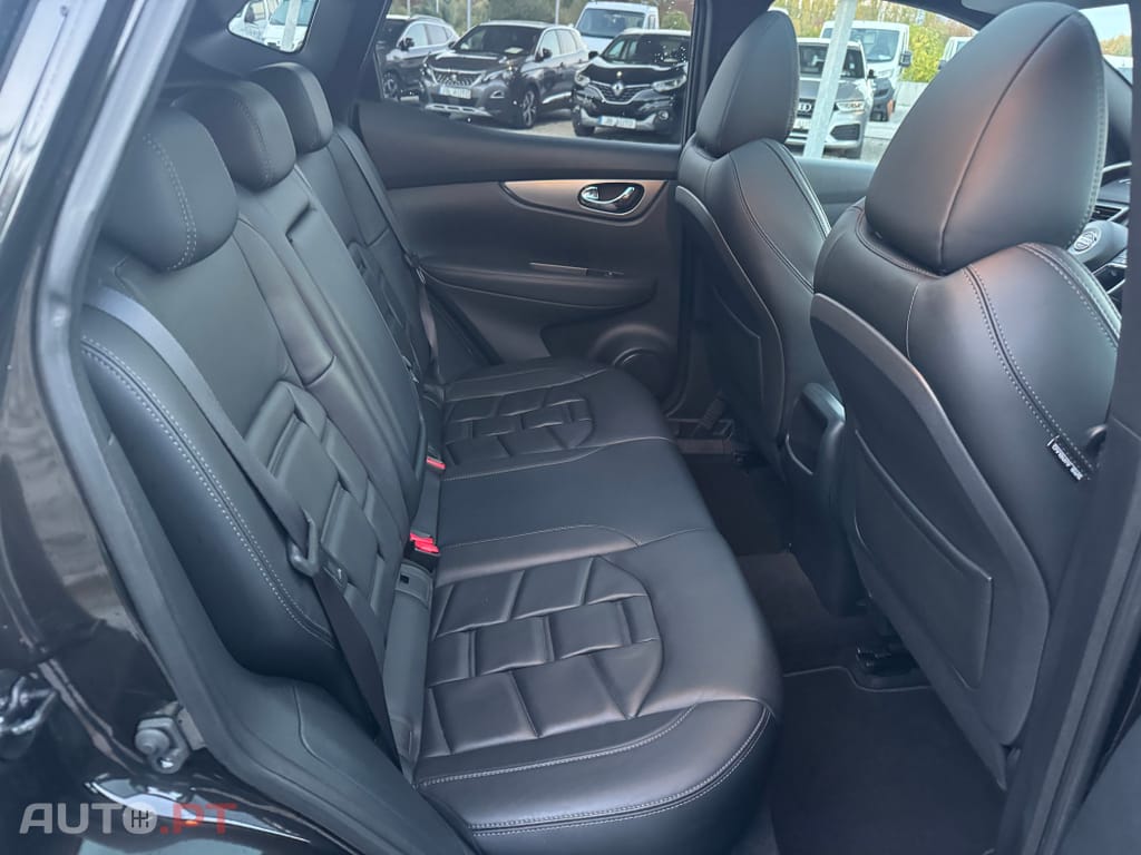 Nissan Qashqai 1.2 DIG-T Tekna Premium