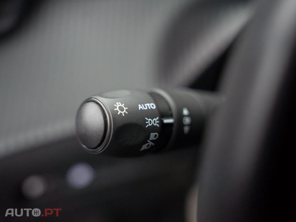 Peugeot E-208 50 kWh Active Pack