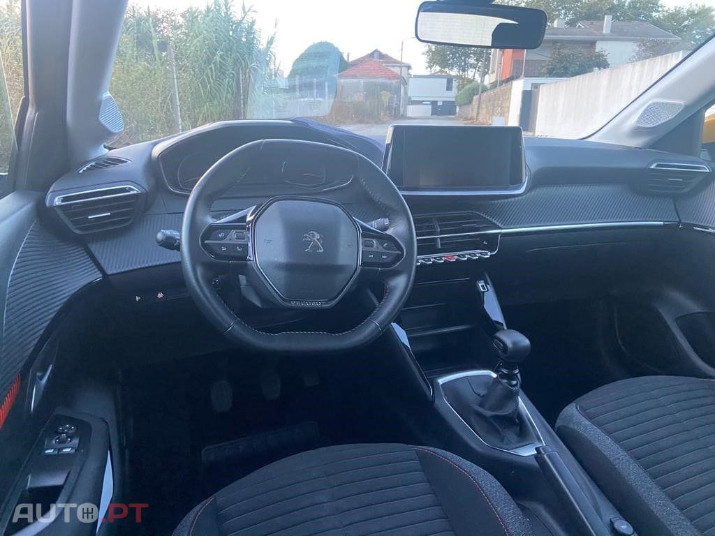 Peugeot 208 BlueHDi Style