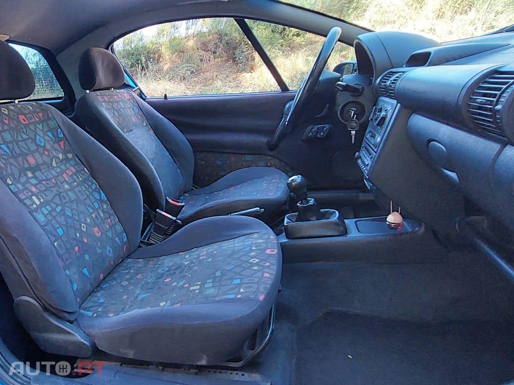 Opel Tigra A 1.4 16v - 90 Cvs