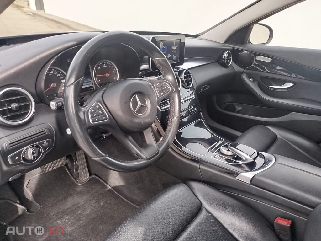 Mercedes-Benz C 200 (BlueTEC) d Station 7G-TRONIC AMG Line