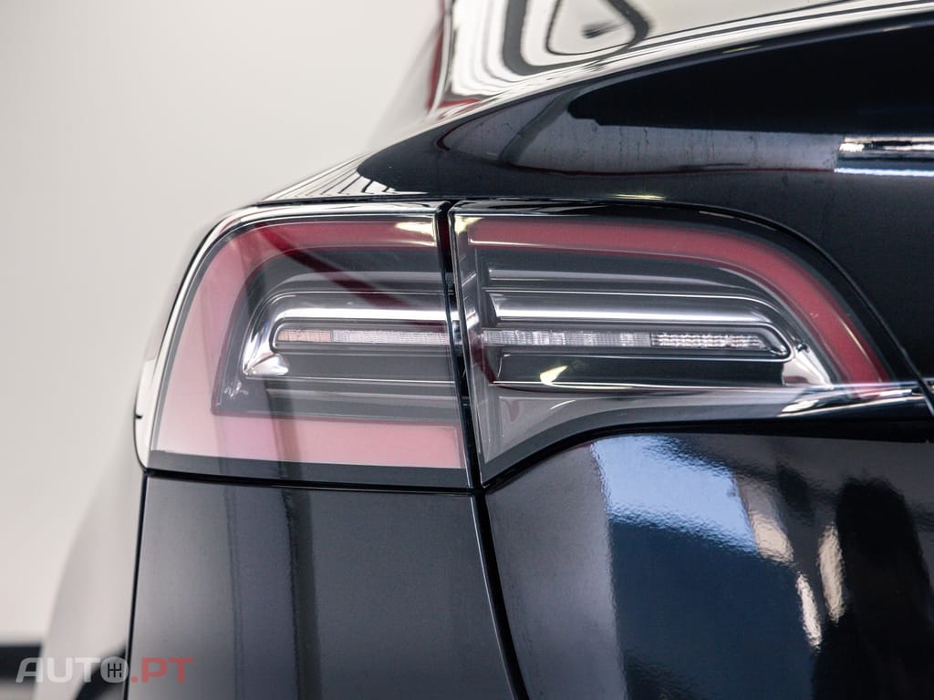 Tesla Model 3 Standard RWD Plus