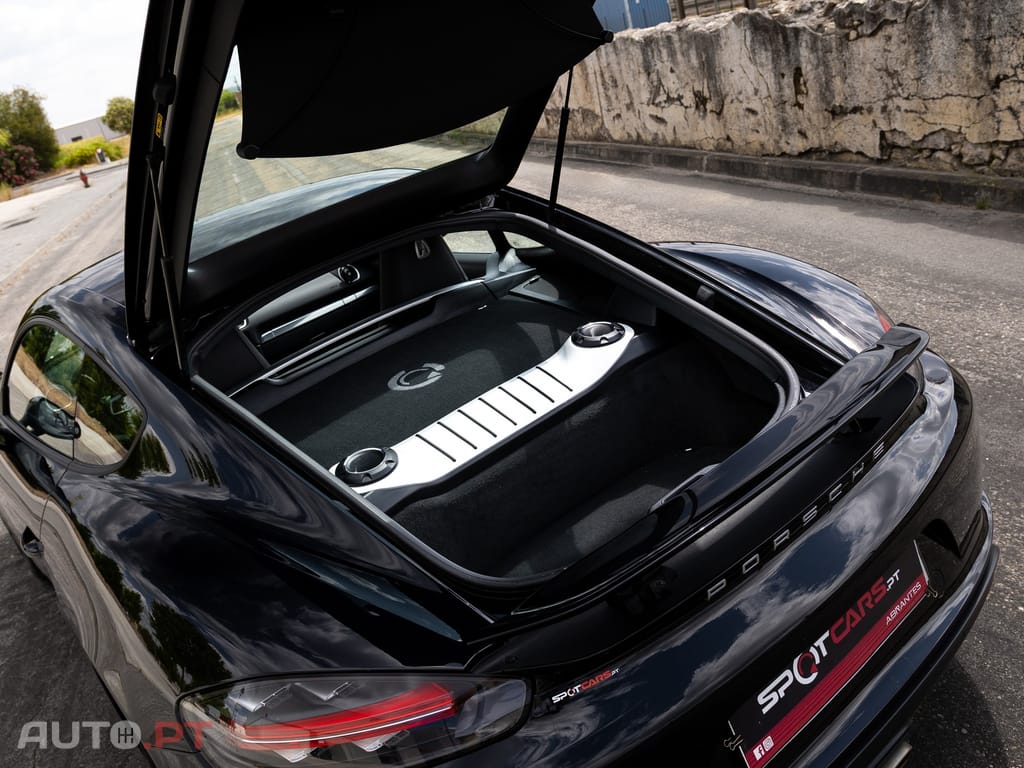 Porsche 718 2.0 T PDK