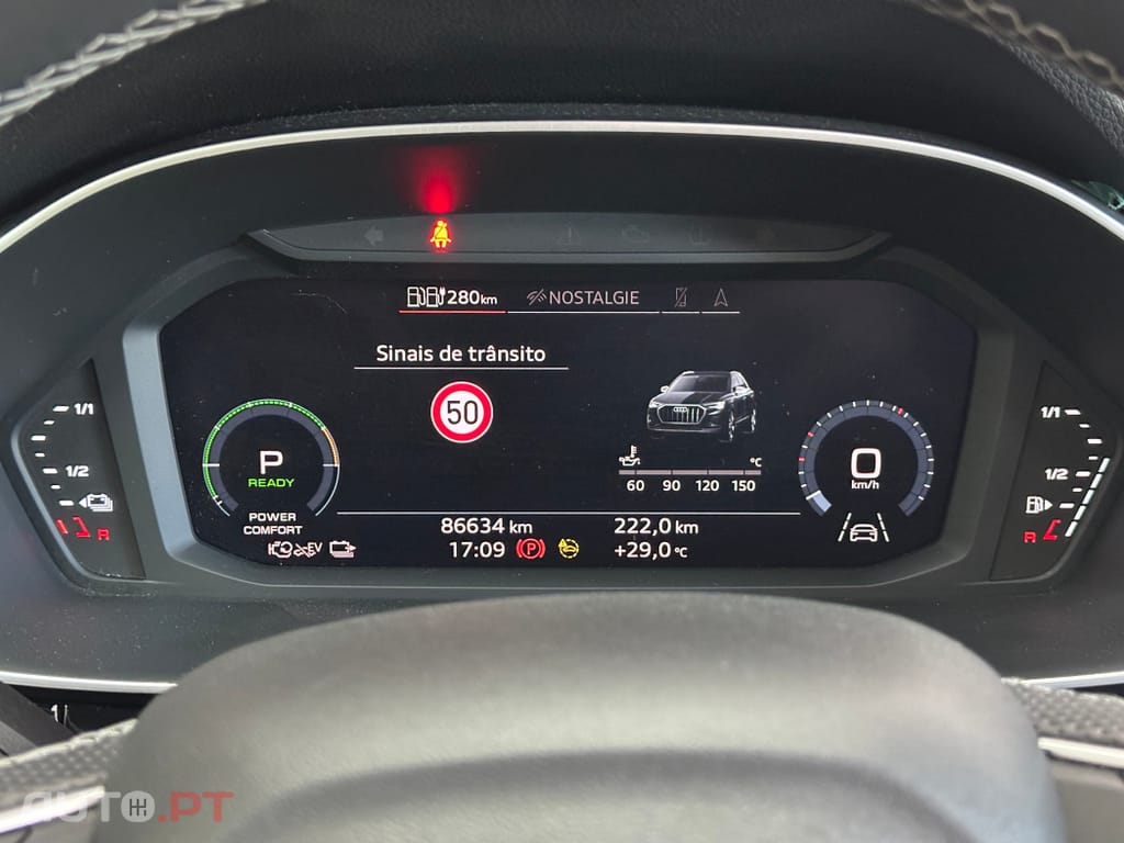 Audi Q3 45 TFSIe S line S tronic