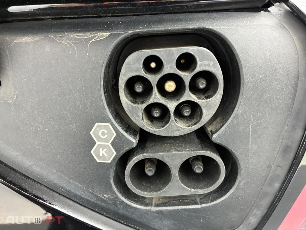 Tesla Model 3 Standard Range Plus RWD