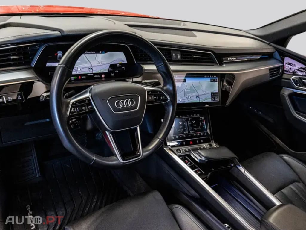 Audi E-Tron I.V.A DEDUTIVEL 55 S LINE