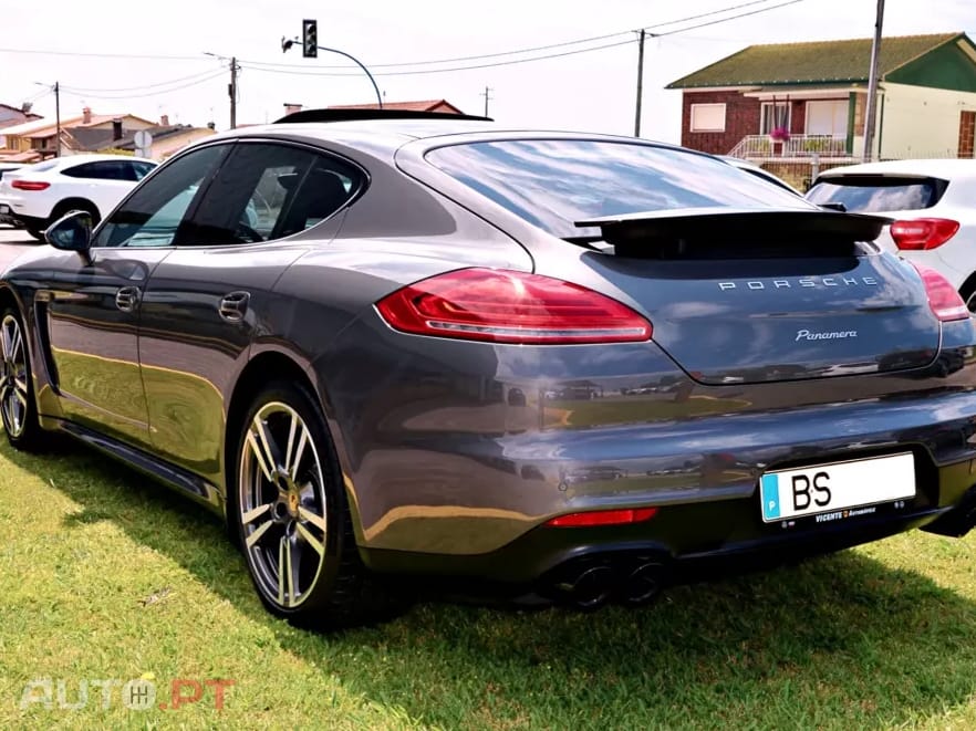 Porsche Panamera Platinum Edition