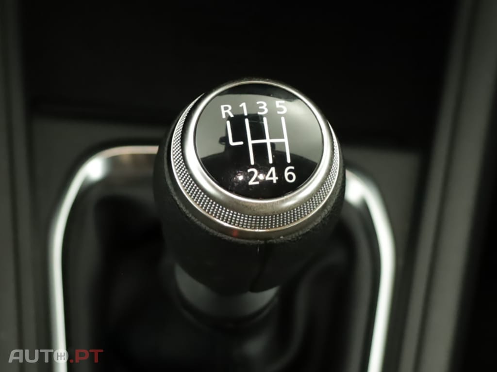Renault Captur 1.0 TCe Techno Bi-Fuel