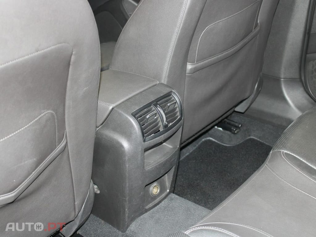 Opel Insignia 1.6 CDTI ECOFLEX I.V.A DEDUTÍVEL