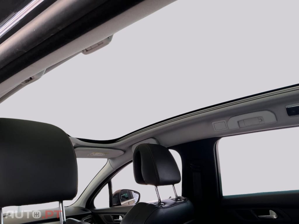 Peugeot 508 RXH HDi Hybrid4 200cv