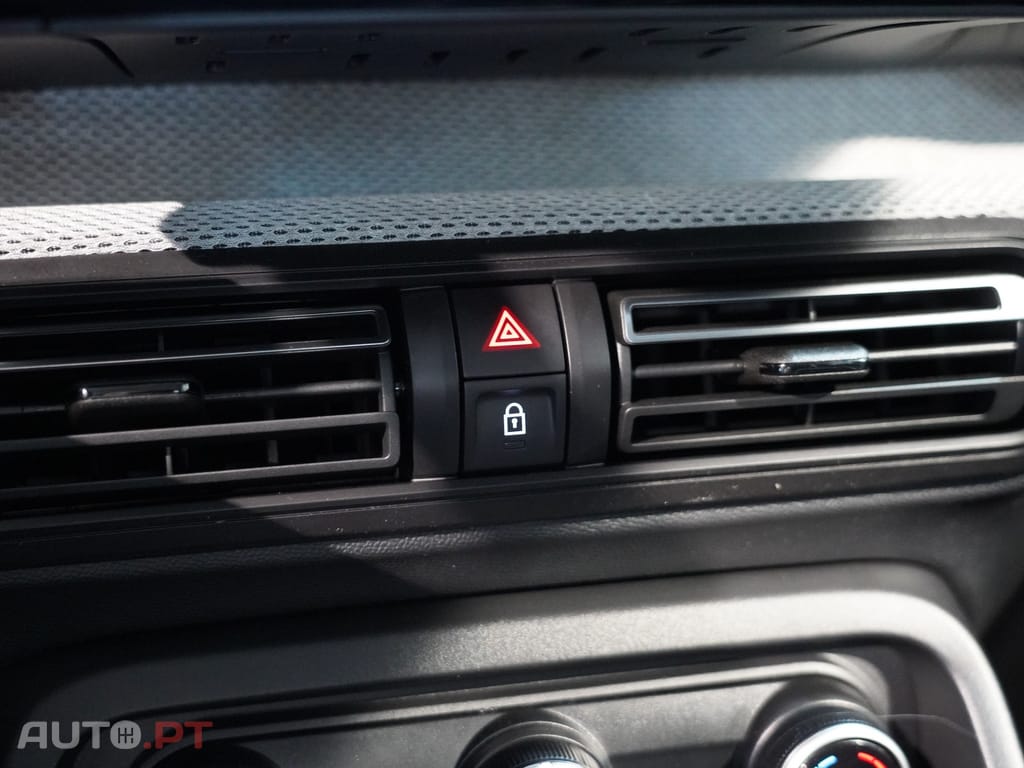 Citroen C3 1.2 Turbo Plus16