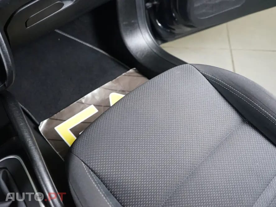 Fiat Tipo 1.3 M-Jet Lounge