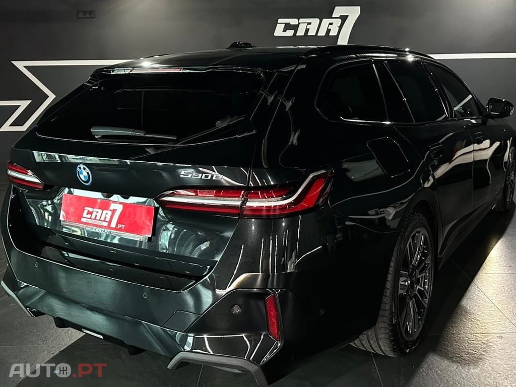 BMW 530 e Pack Desportivo M